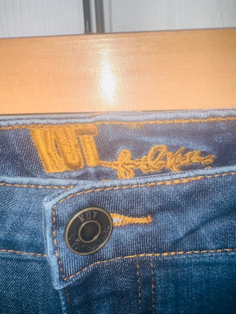 Kut From The Kloth Womens Blue Denim Straight Leg Jeans Size 10 Stretch Comfort - Picture 7 of 9